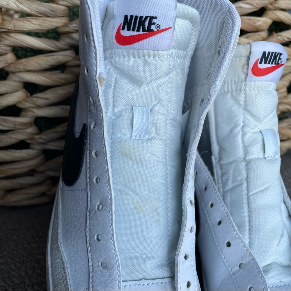 Nike Blazer Mid '77 Hightops Youth Size 7 EUC White/Black - Picture 9 of 15